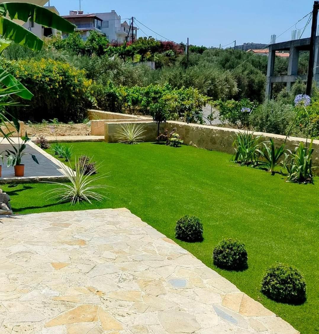 Xenia'S Countryside Guesthouse Agia Marina  Exterior photo